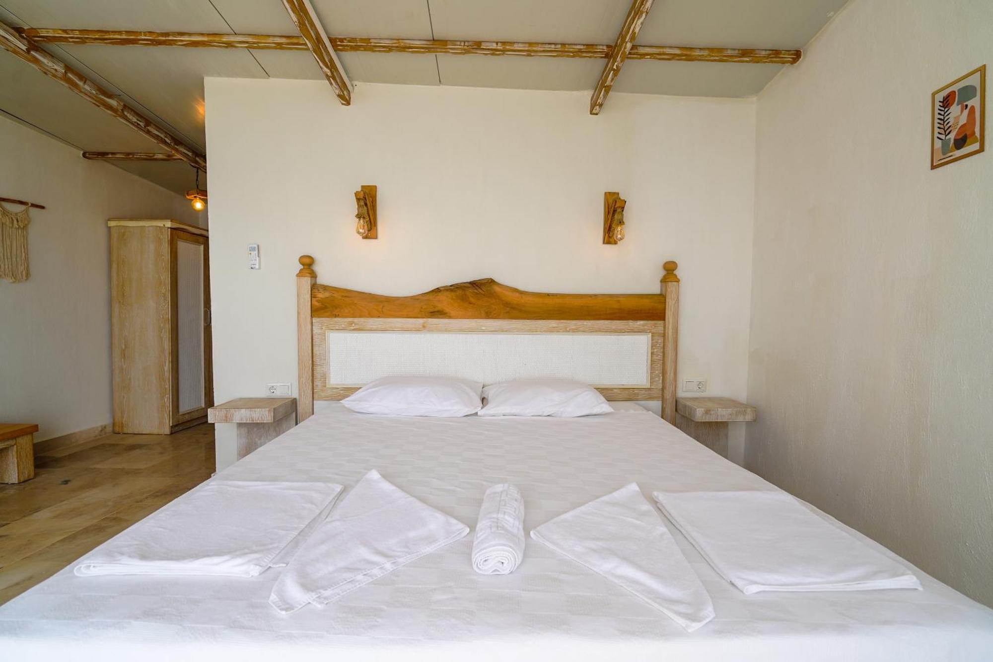 Mojo Sunset Boutique Hotel 카스 외부 사진